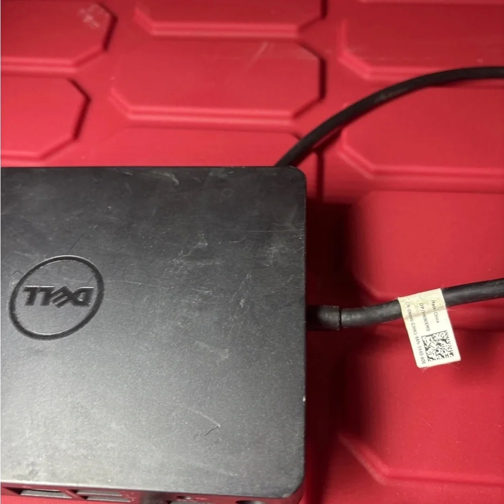 DELL WD15 K17A 05FDDV USB-C Docking Station K17A001 HDMI -NO POWER ADAPTER